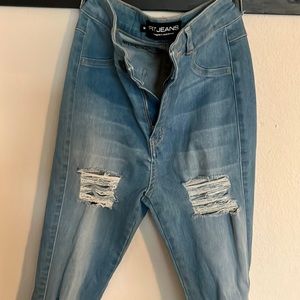 FIT JEANS size small very stretchy distressed jeans